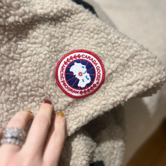 💕SOLD 💕Canada goose Simcoe oversized fleece sherpa hoodie jacket - Picture 6 of 7